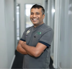 Dr Dumi Medagoda